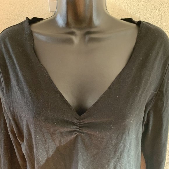 Forever 21 ivory ribbed knot front & Wild Fable black Long Sleeve Top lot Size L - Picture 9 of 11